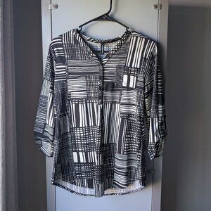 Jason Maxwell Black and White 3/4 sleeve women's medium business casual shirt